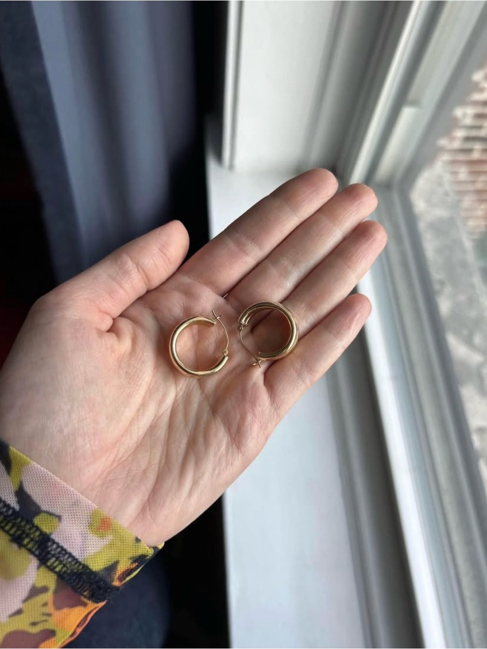 14k Yellow Gold Ribbed Earrings - Women Jewelry